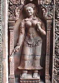 Banteay Srey Carving, Siem Reap, Cambodia - Hanuman Tourism Voyages