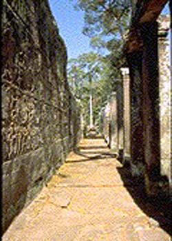 Bayon Galleries, Siem Reap, Cambodia - Hanuman Tourism Voyages